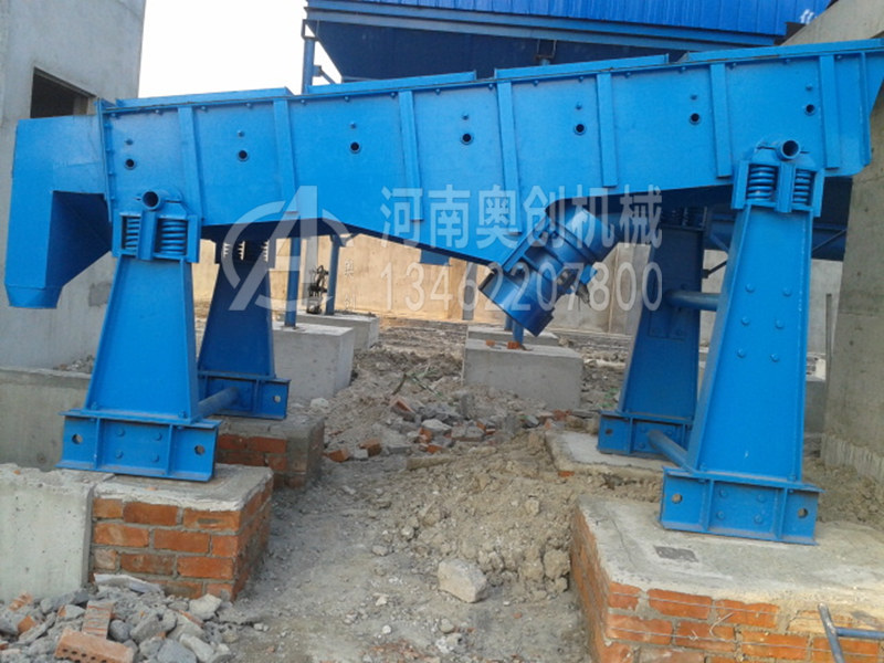 石墨粉分級直線振動篩選機 石墨粉分級直線振動篩選機