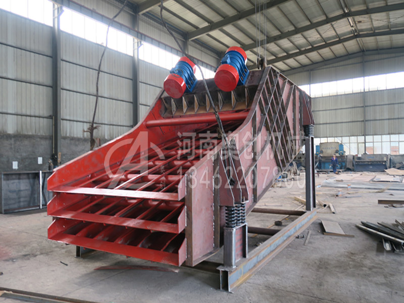 礦用振動篩在篩分過程中有哪些因素會影響到篩分效率? 礦用振動篩在篩分過程中有哪些因素會影響到篩分效率?