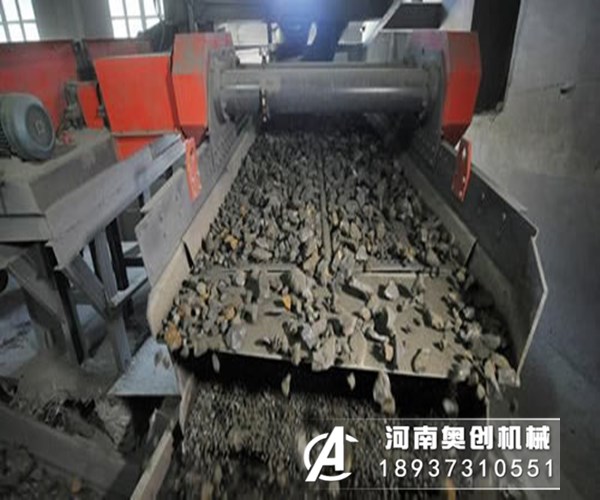 礦用重型振動篩