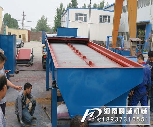 直線振動(dòng)篩拉網(wǎng)式篩網(wǎng)安裝的好處有那些？